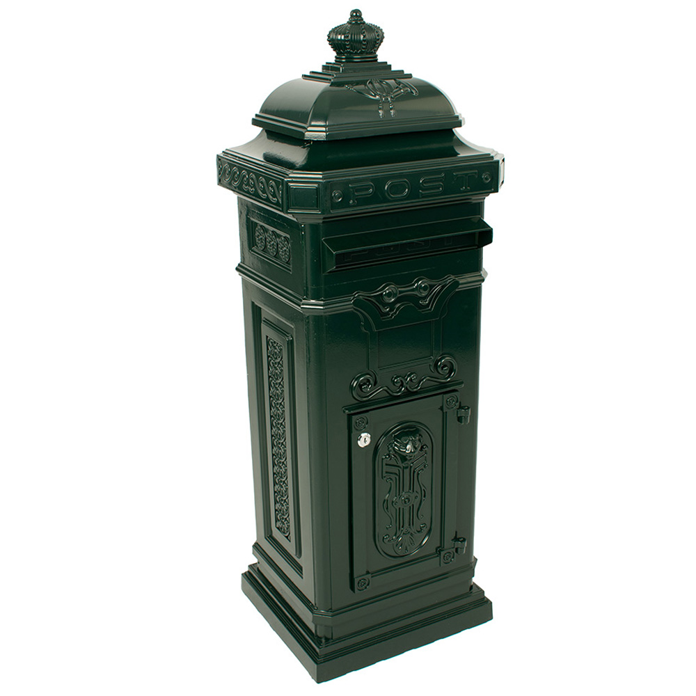 Freestanding mailboxes