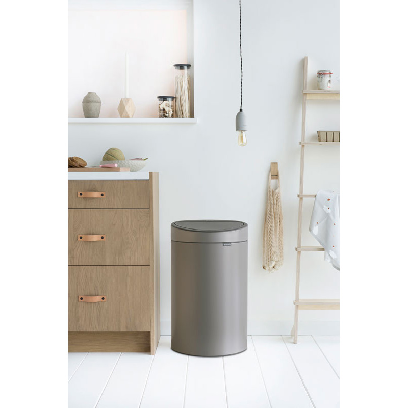 Touch Bin 40 liter, Brabantia - platina